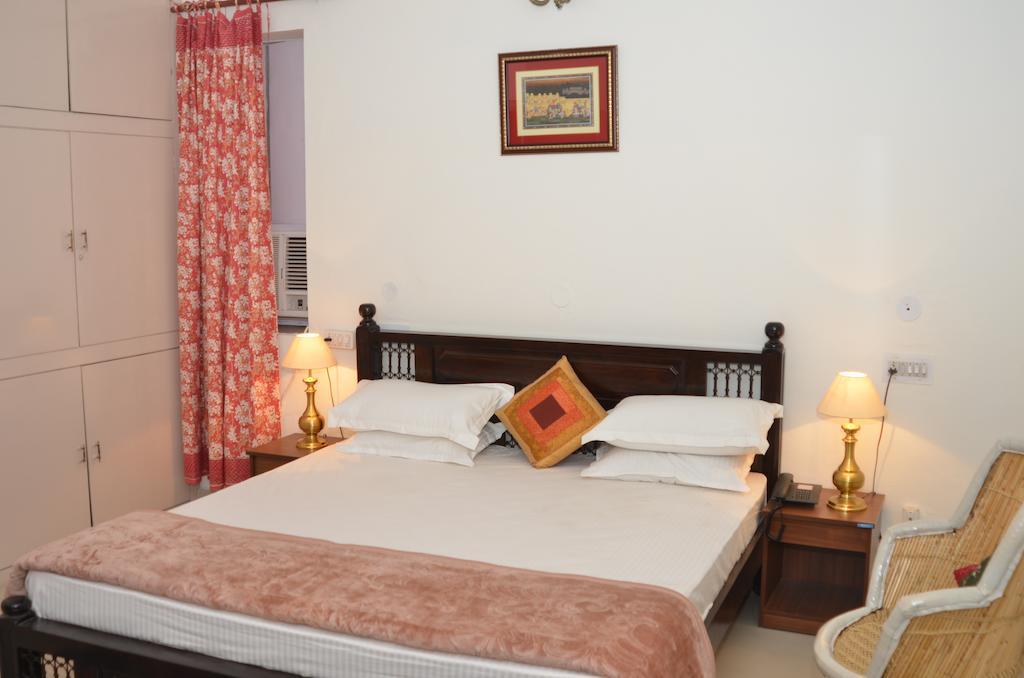 Bed and Breakfast Rampura Kothi Джапур Номер фото